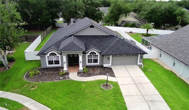 18507 COUNTRY CREST PLACE, Tampa, FL 33647