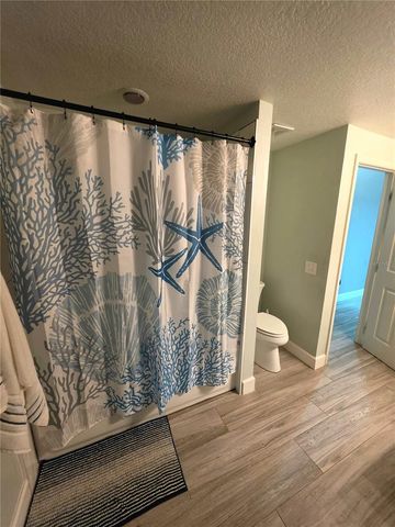 18507 COUNTRY CREST PLACE, Tampa, FL 33647
