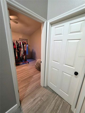 18507 COUNTRY CREST PLACE, Tampa, FL 33647
