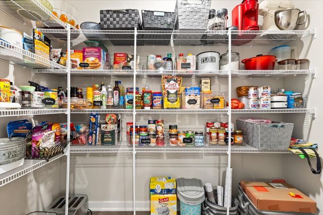 1294 NW Williamsburg Lane, Waukee, IA 50263