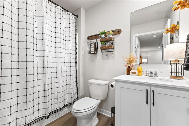 1294 NW Williamsburg Lane, Waukee, IA 50263