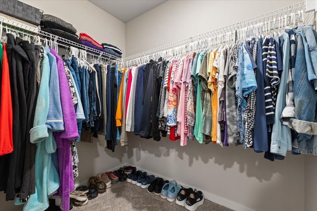 1294 NW Williamsburg Lane, Waukee, IA 50263