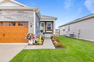 1294 NW Williamsburg Lane, Waukee, IA 50263