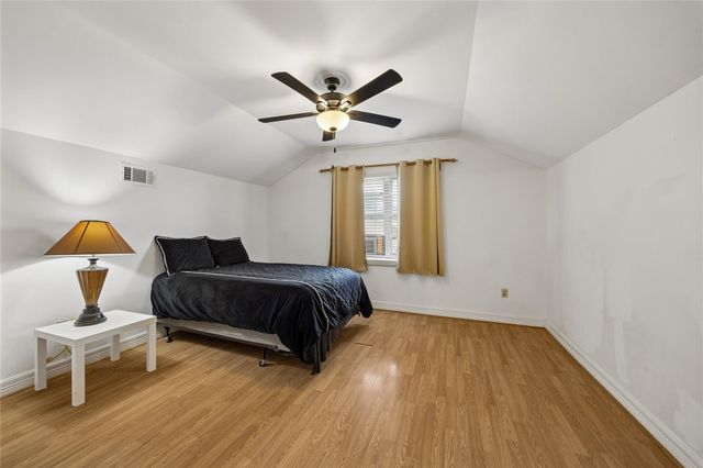 5402 Queensloch Drive, Houston, TX 77096