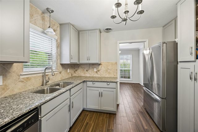 5402 Queensloch Drive, Houston, TX 77096