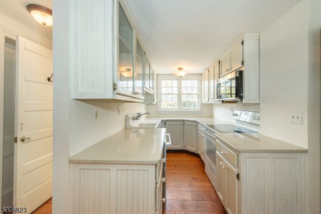 111 Main St Succ, Roxbury Twp., NJ 07876