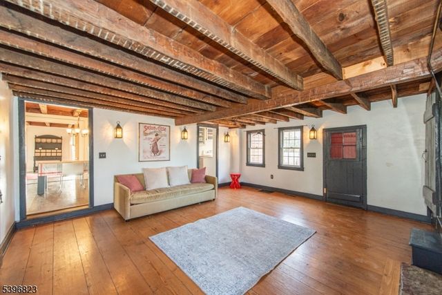 111 Main St Succ, Roxbury Twp., NJ 07876