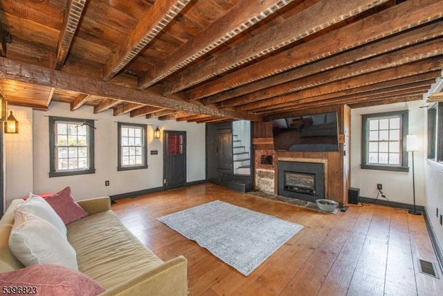 111 Main St Succ, Roxbury Twp., NJ 07876