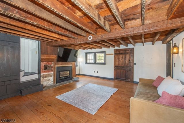 111 Main St Succ, Roxbury Twp., NJ 07876