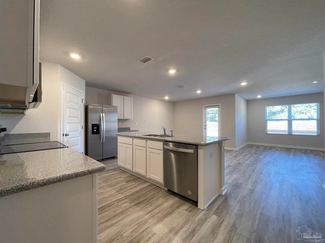 3440 Fallschase Blvd, Pensacola, FL 32526