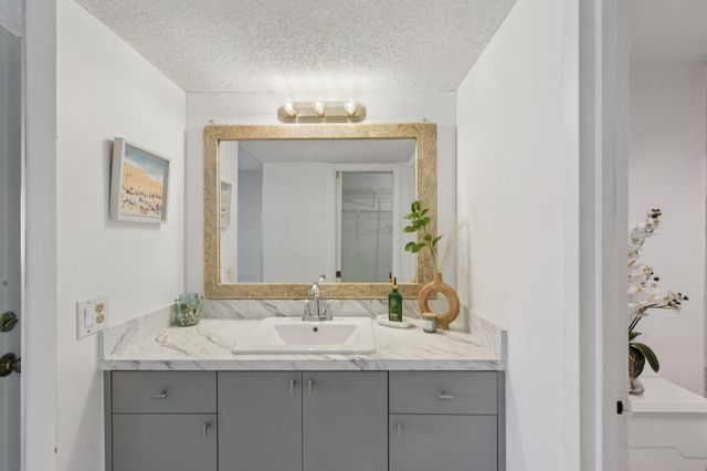 1200 Hibiscus Avenue 1804, Pompano Beach, FL 33062