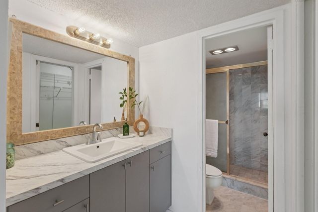 1200 Hibiscus Avenue 1804, Pompano Beach, FL 33062