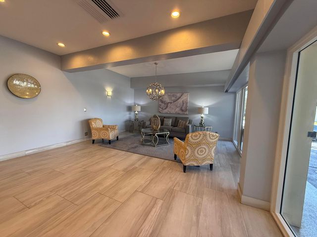 1200 Hibiscus Avenue 1804, Pompano Beach, FL 33062