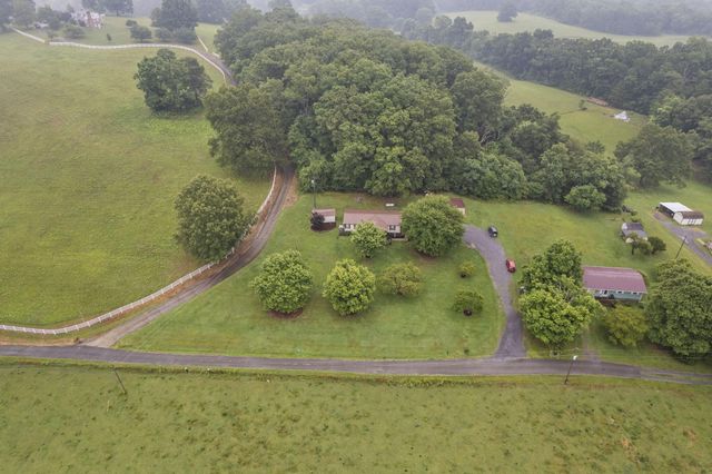 281 Willis Road, Rogersville, TN 37857