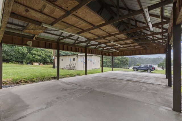 281 Willis Road, Rogersville, TN 37857