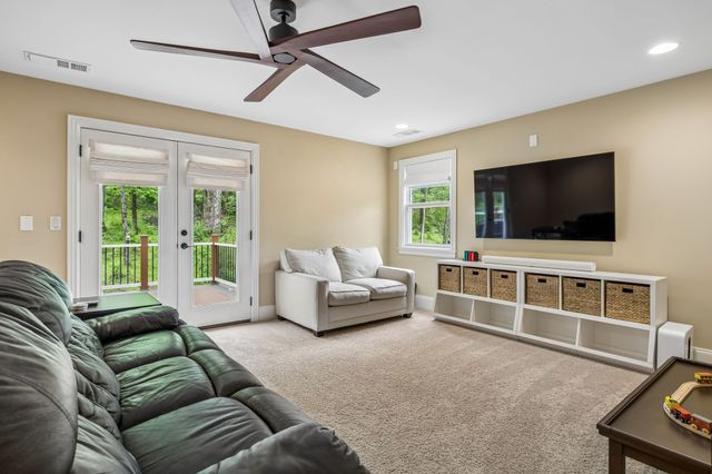 2288 N Berrys Chapel Rd, Franklin, TN 37069