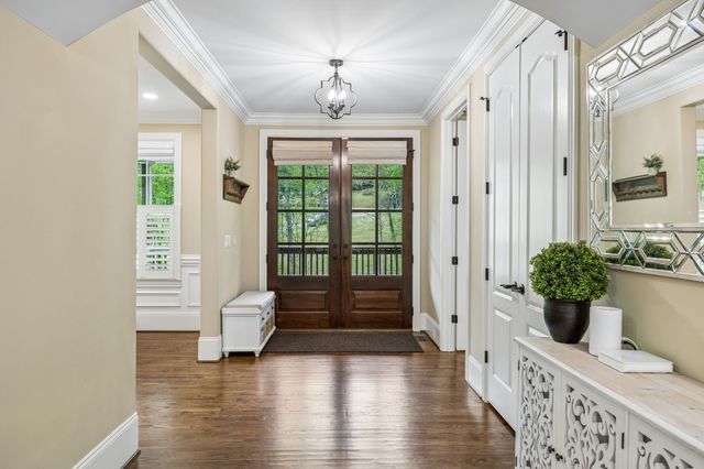 2288 N Berrys Chapel Rd, Franklin, TN 37069