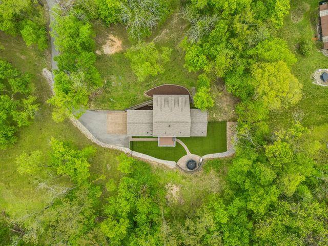 2288 N Berrys Chapel Rd, Franklin, TN 37069