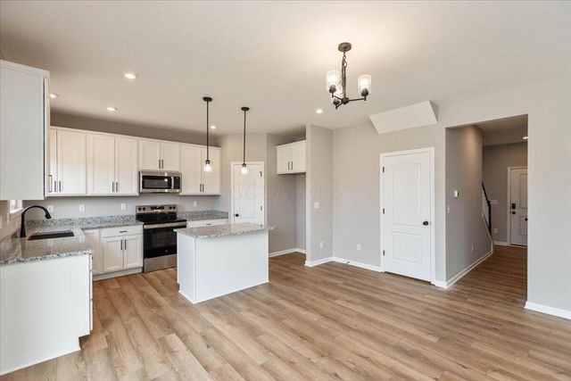 1096 Greenfield Drive, Marysville, OH 43040