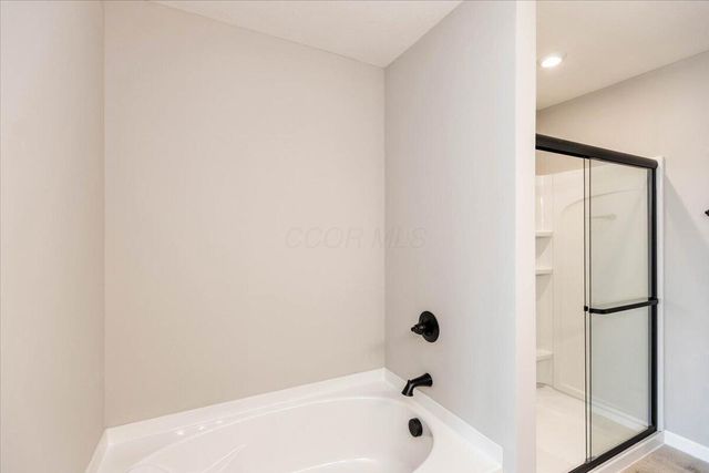 1096 Greenfield Drive, Marysville, OH 43040