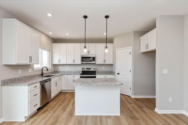 1096 Greenfield Drive, Marysville, OH 43040