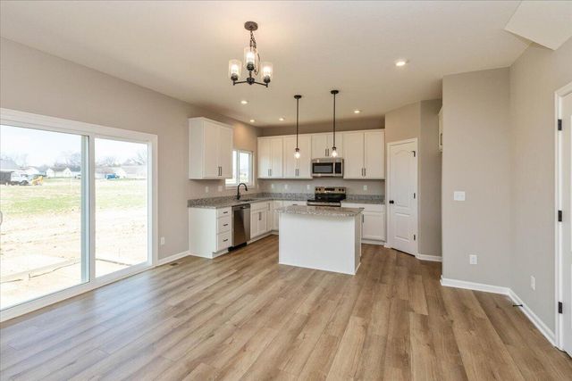 1096 Greenfield Drive, Marysville, OH 43040