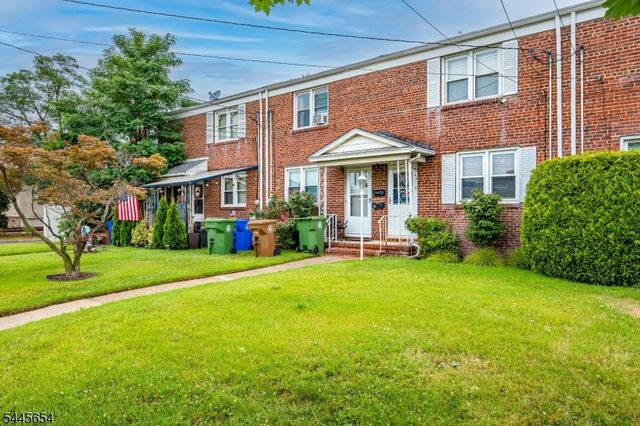 828 N Stiles St, Linden City, NJ 07036