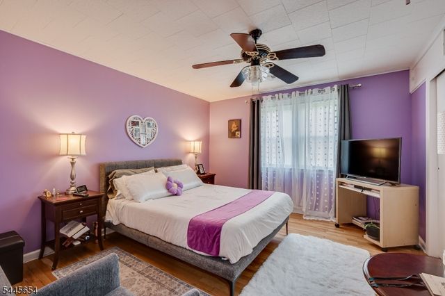 828 N Stiles St, Linden City, NJ 07036
