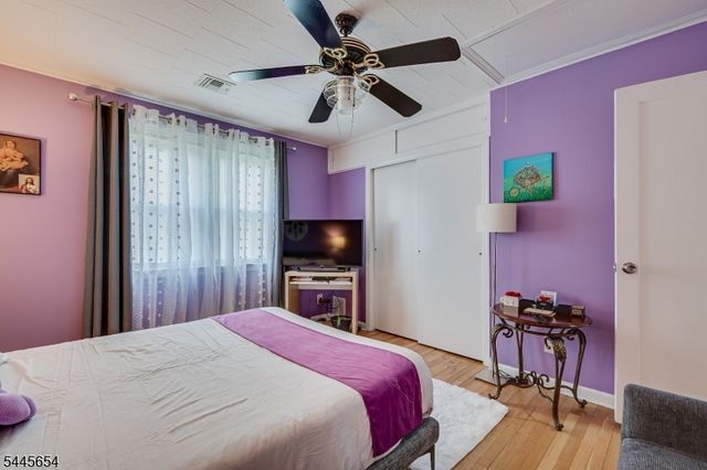 828 N Stiles St, Linden City, NJ 07036
