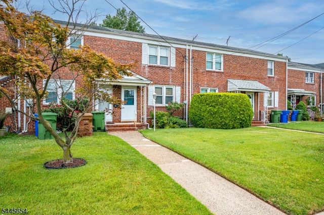 828 N Stiles St, Linden City, NJ 07036