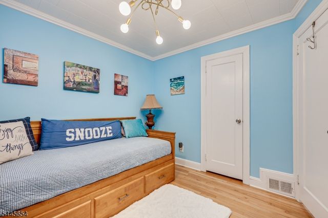 828 N Stiles St, Linden City, NJ 07036