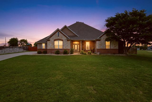 813 Blue Quail Drive, Weatherford, TX 76087
