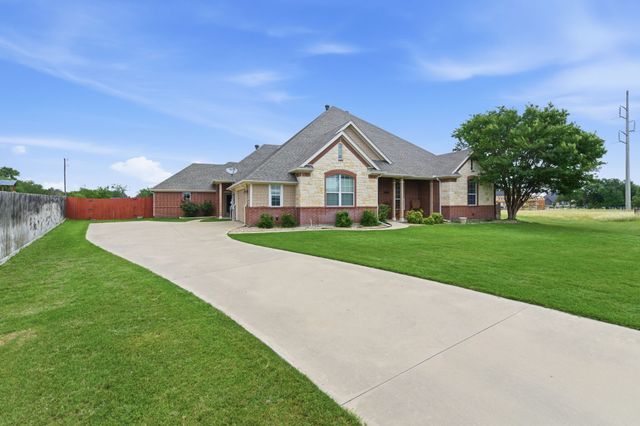 813 Blue Quail Drive, Weatherford, TX 76087