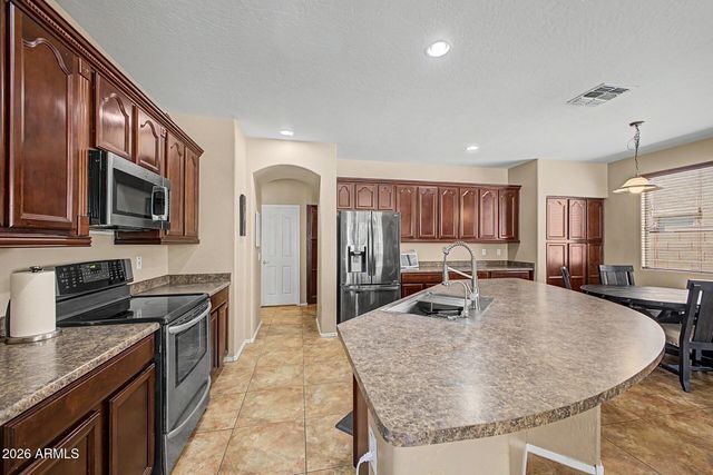 3080 E ANDRE Avenue, Gilbert, AZ 85298