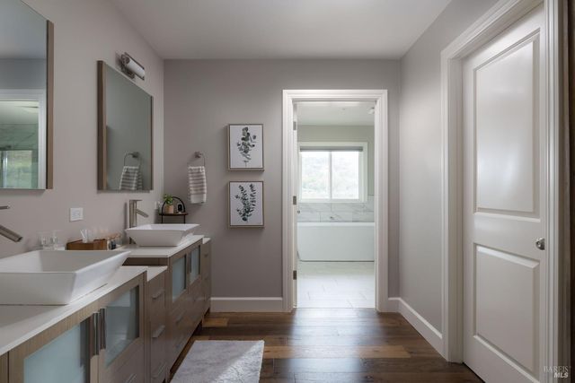 201 Silverado Trl N, St. Helena, CA 94574