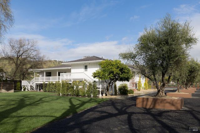 201 Silverado Trl N, St. Helena, CA 94574