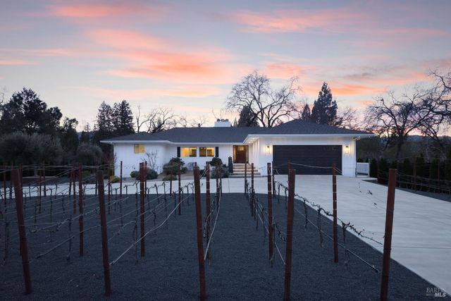 201 Silverado Trl N, St. Helena, CA 94574