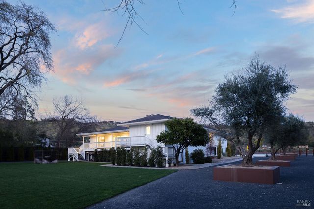 201 Silverado Trl N, St. Helena, CA 94574