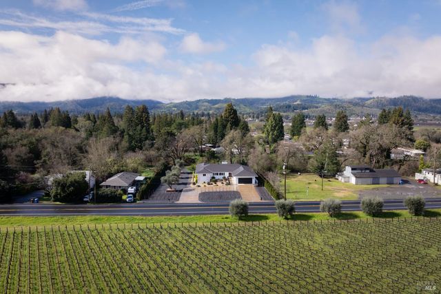 201 Silverado Trl N, St. Helena, CA 94574