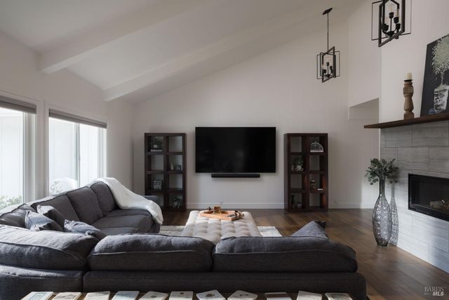 201 Silverado Trl N, St. Helena, CA 94574