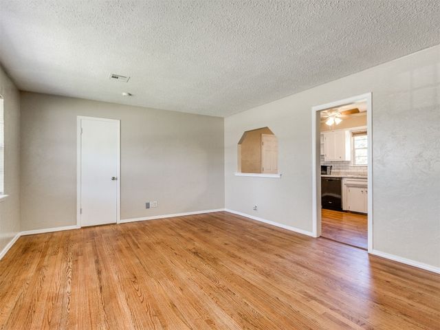 117 Asbill Avenue, Yukon, OK 73099