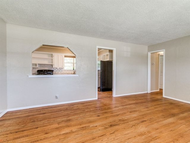 117 Asbill Avenue, Yukon, OK 73099