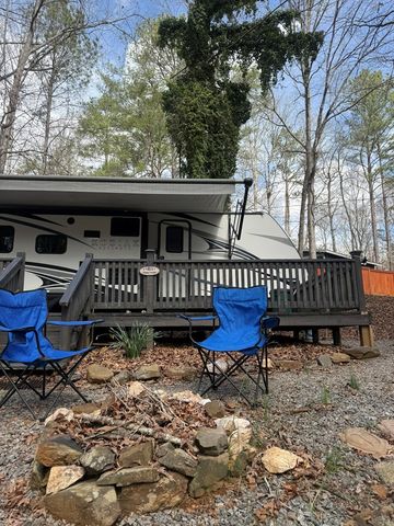 532 10th Street, Ellijay, GA 30540