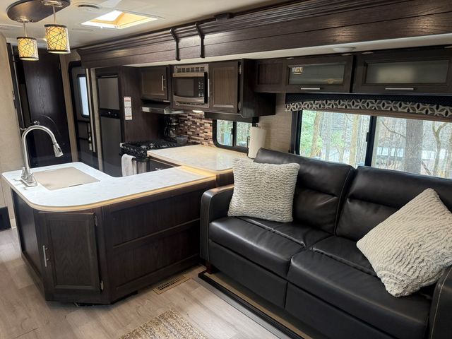 532 10th Street, Ellijay, GA 30540