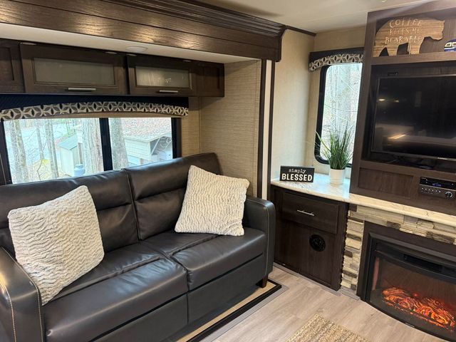 532 10th Street, Ellijay, GA 30540