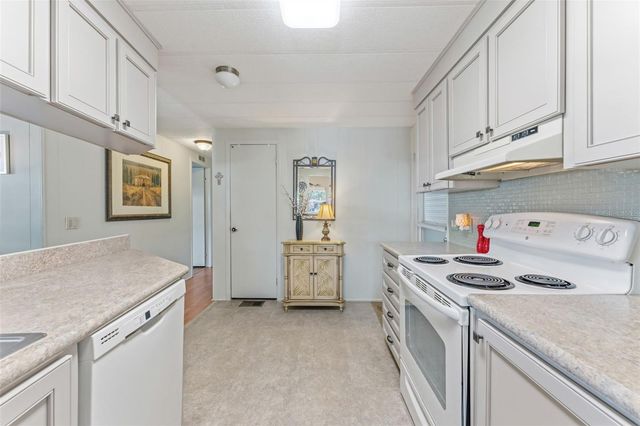 132 FOREST LANE 6, Safety Harbor, FL 34695
