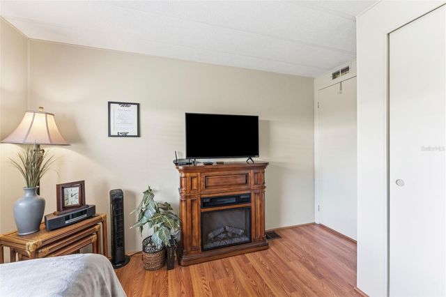 132 FOREST LANE 6, Safety Harbor, FL 34695