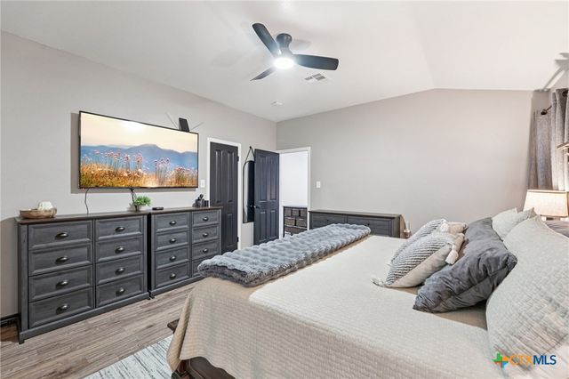 124 Waterlily Way, Hutto, TX 78634