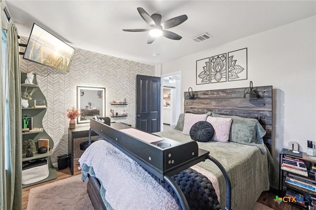 124 Waterlily Way, Hutto, TX 78634