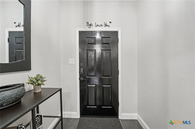 124 Waterlily Way, Hutto, TX 78634